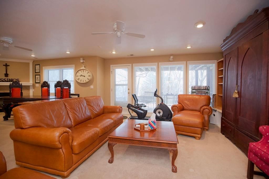 5530 Rene Street — photo 35