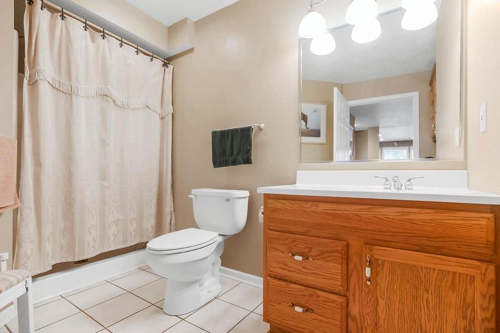 5530 Rene Street — photo 43