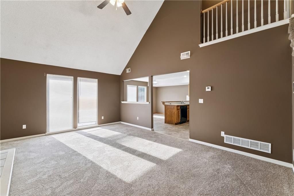 703 NE Swann Circle — photo 8