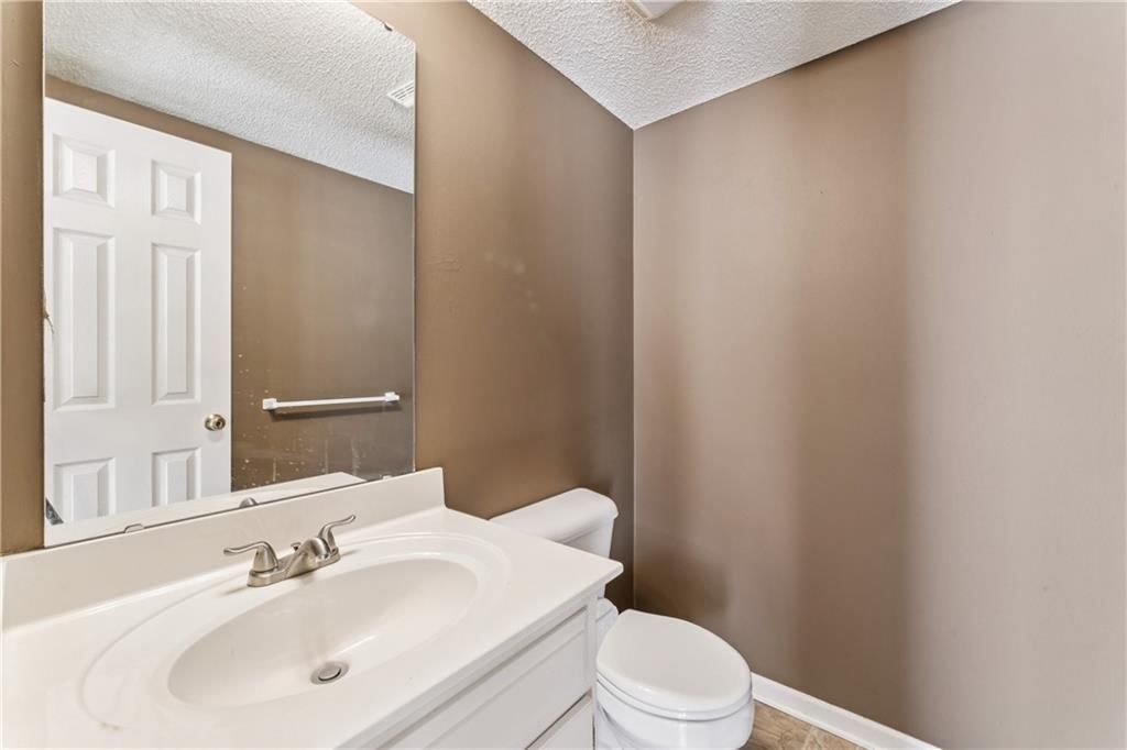 703 NE Swann Circle — photo 17