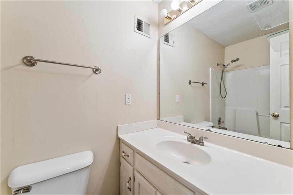703 NE Swann Circle — photo 18