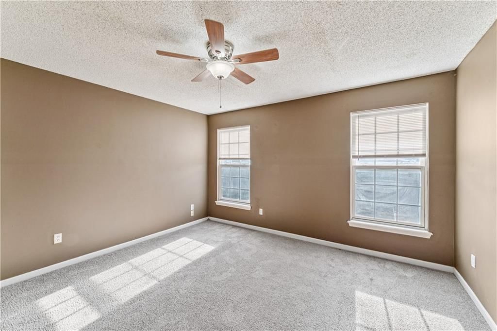 703 NE Swann Circle — photo 22