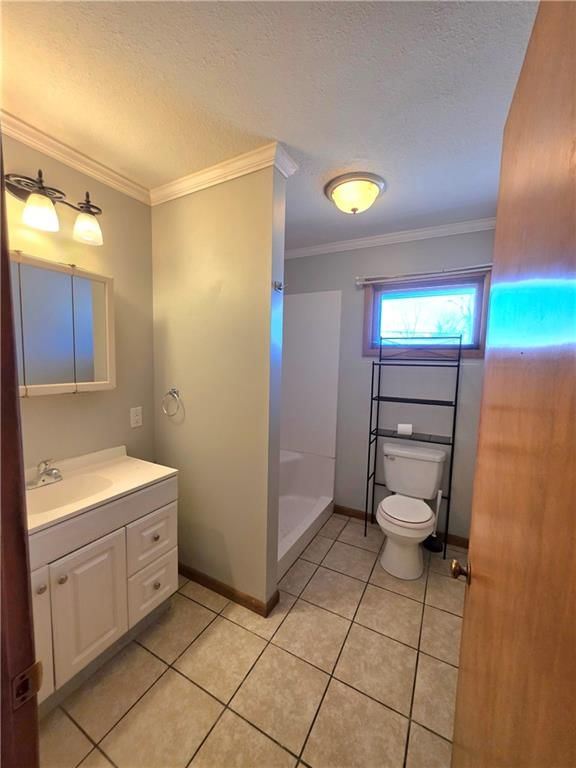 302 S Mitchell Street — photo 9