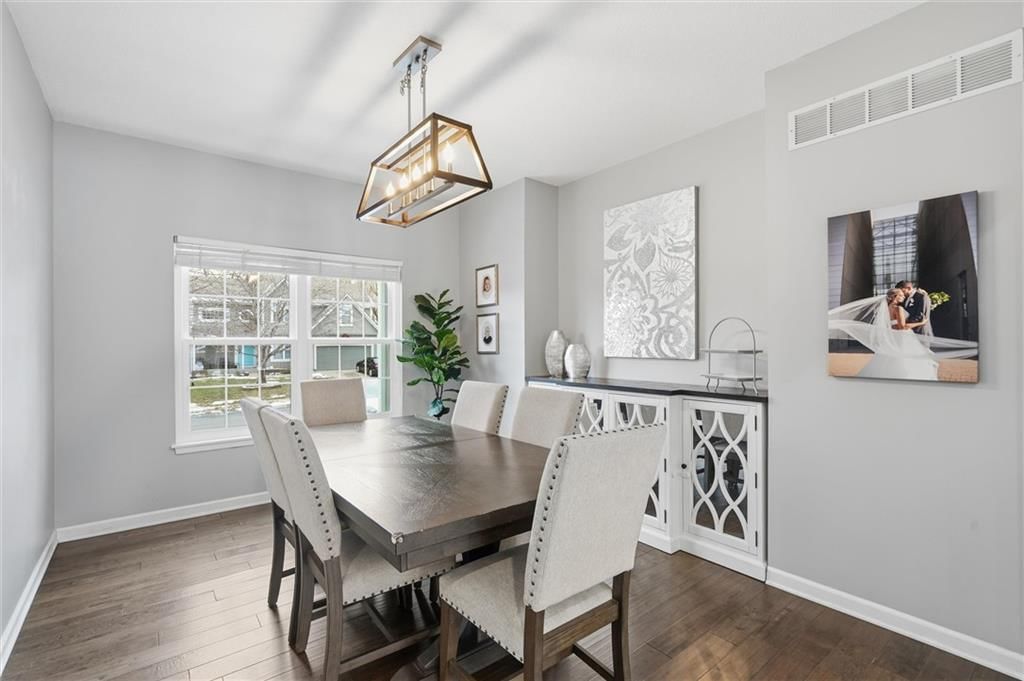 5725 Marion Street — photo 3