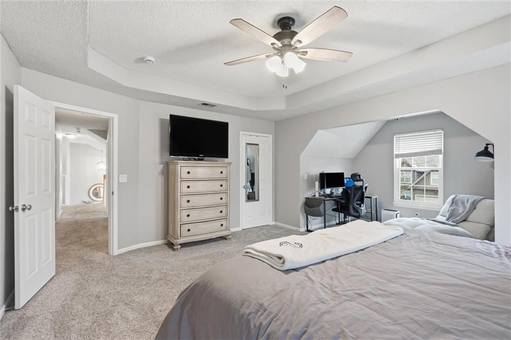5725 Marion Street — photo 16