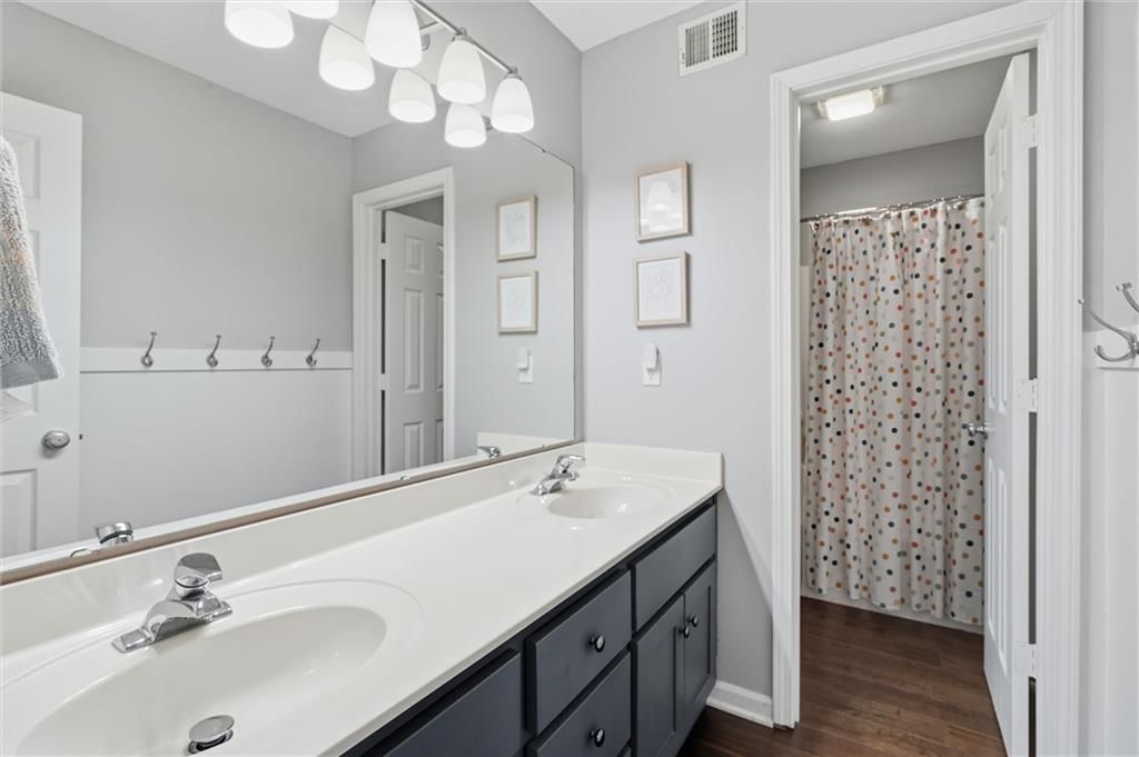 5725 Marion Street — photo 21