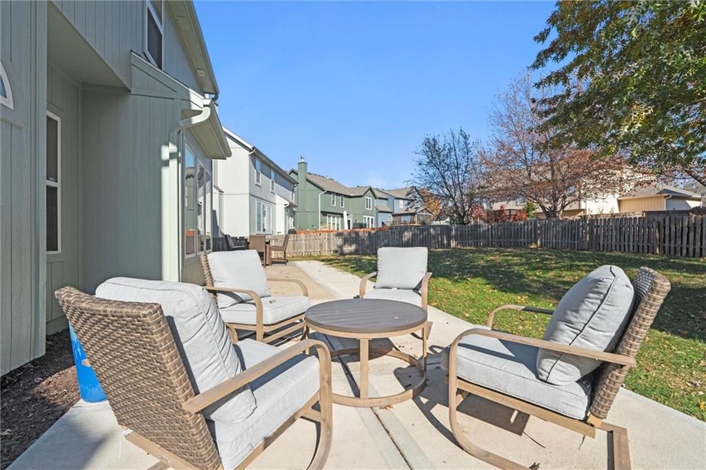 5725 Marion Street — photo 28