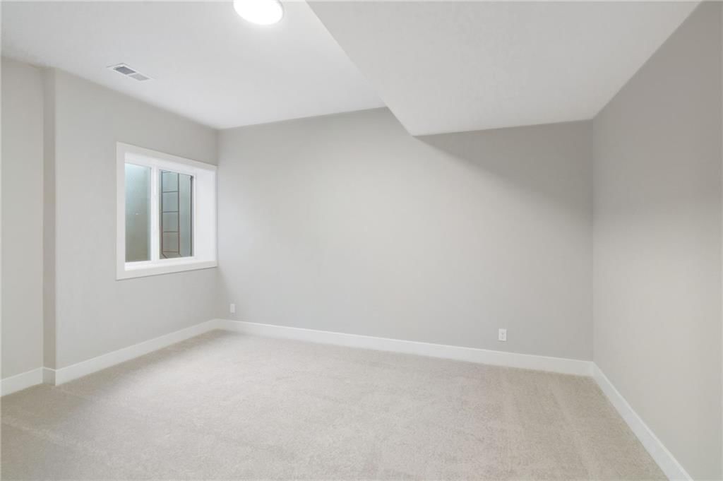 15284 W 173rd Terrace — photo 33