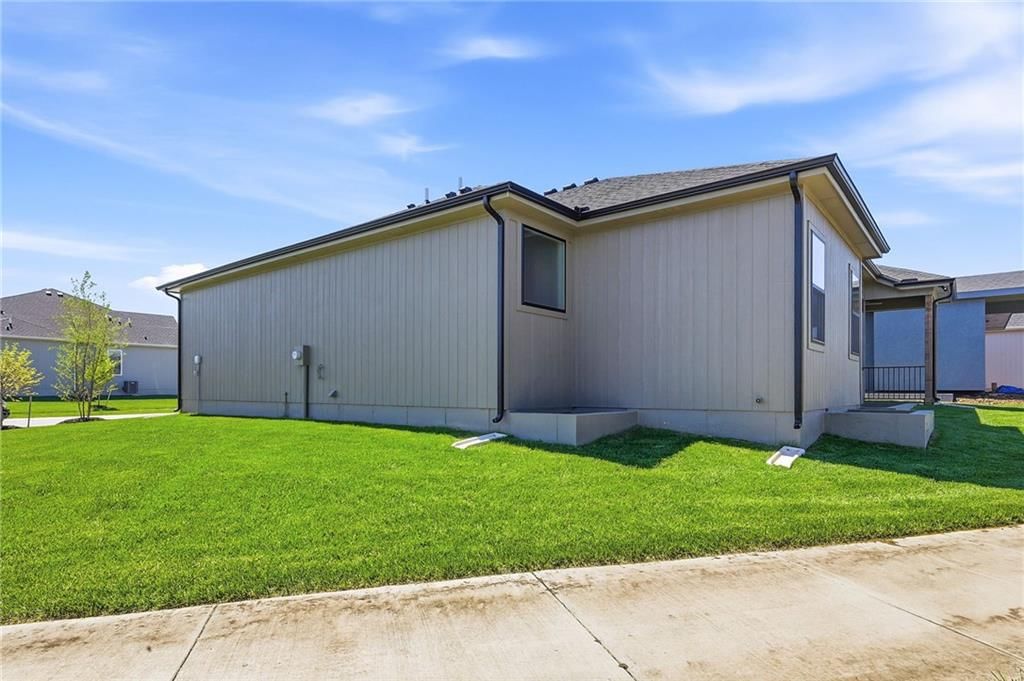 15284 W 173rd Terrace — photo 38