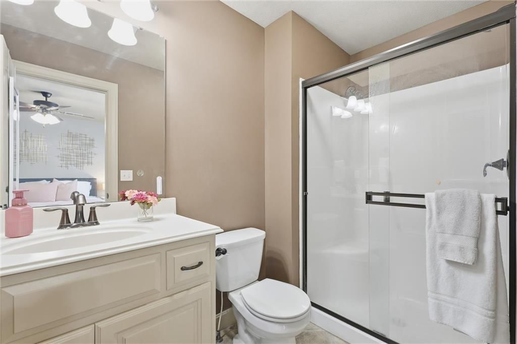 11516 W 166th Street — photo 33