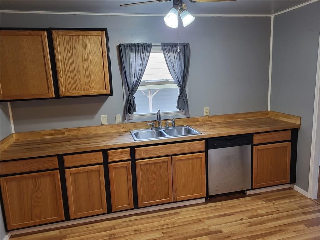2716 Appleton Avenue — photo 10