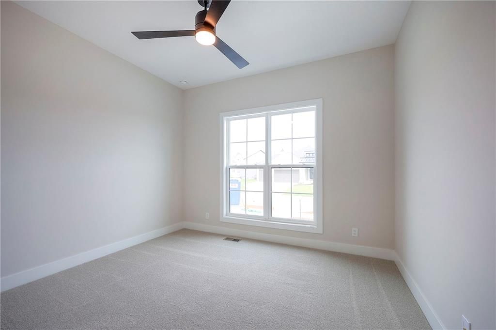 15309 W 173rd Terrace — photo 9