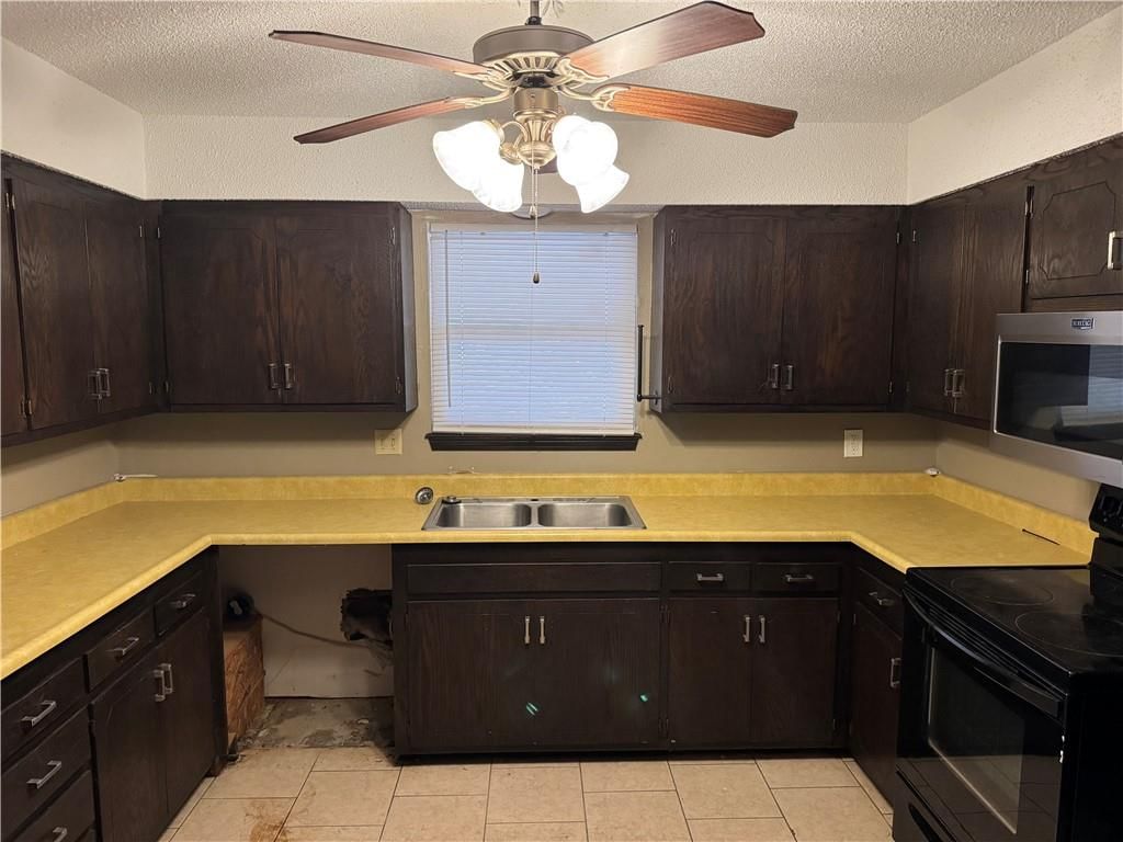 8808 E 58th Terrace — photo 6