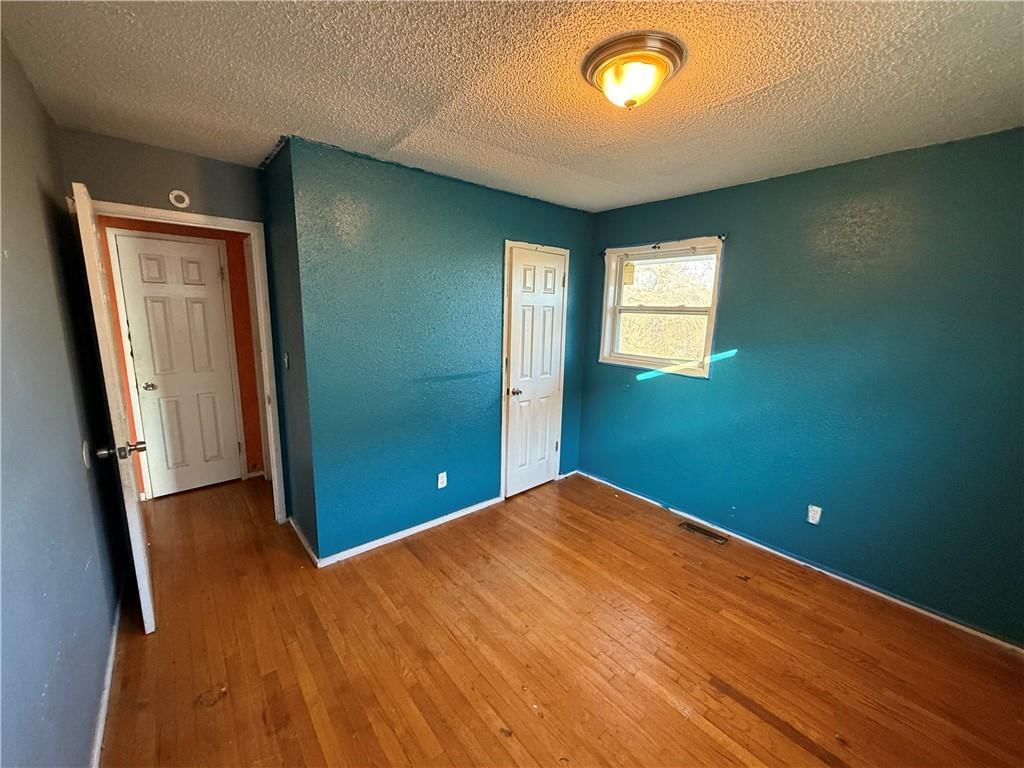 3801 Myrtle Avenue — photo 17
