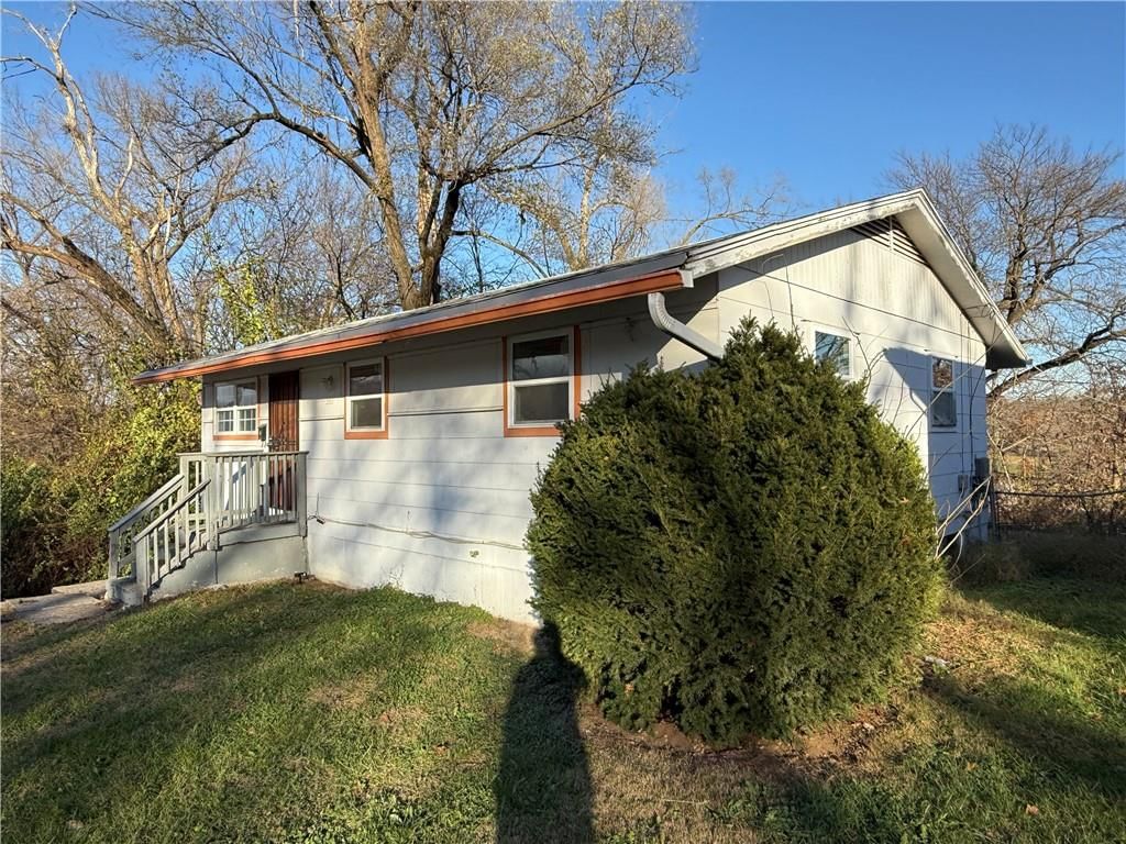 3801 Myrtle Avenue — photo 23
