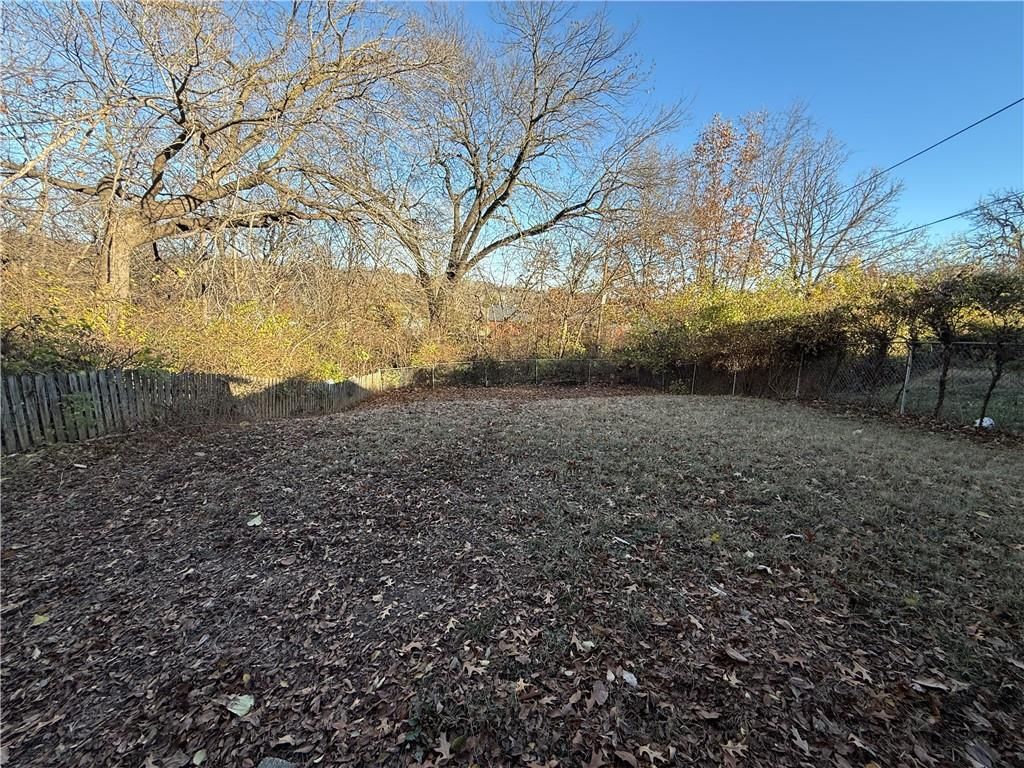 3801 Myrtle Avenue — photo 25