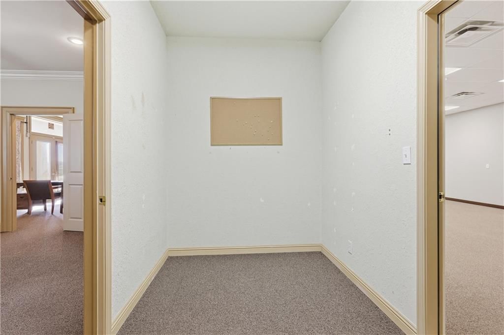 2307 Missouri Avenue — photo 22