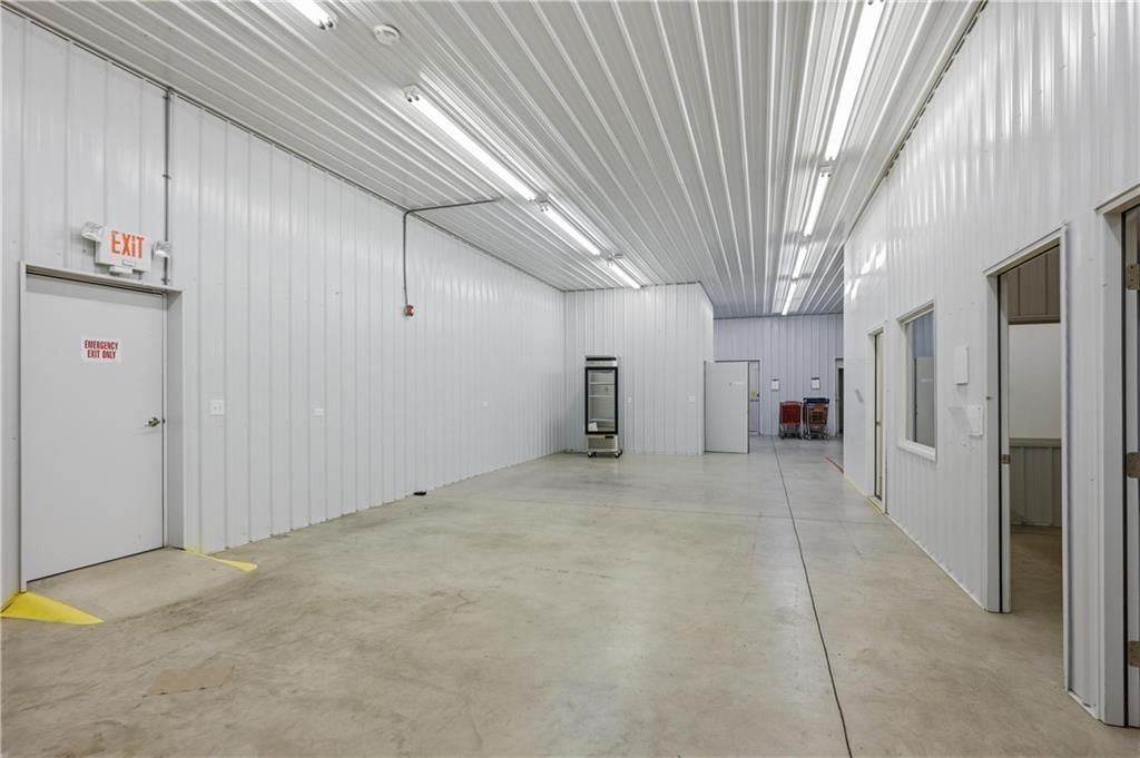 2307 Missouri Avenue — photo 34