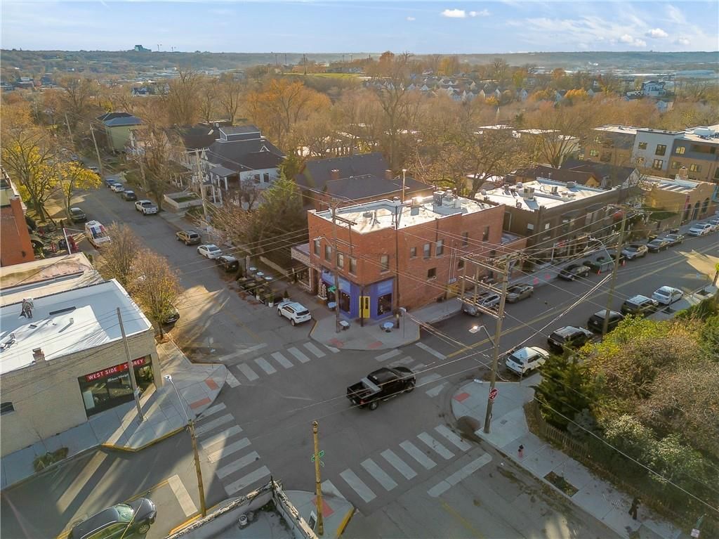 1810 Madison Avenue — photo 15