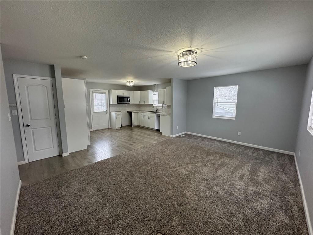 503 E Corrine Street — photo 6