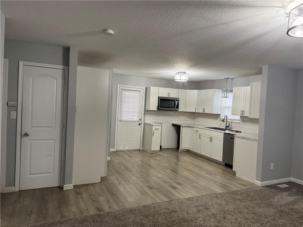 503 E Corrine Street — photo 7