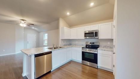 621 W Fountain Street — photo 6