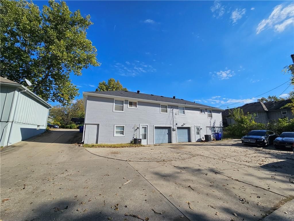 8404-8406 Sterling Avenue — photo 4