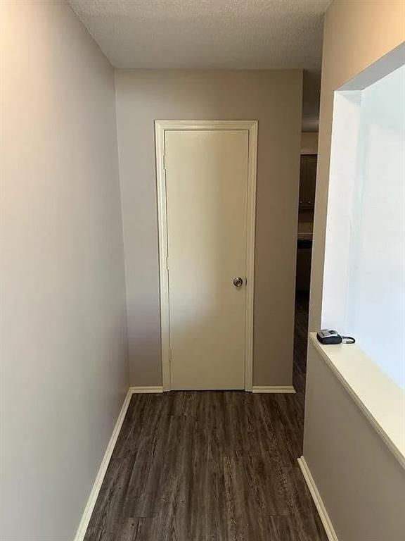 8404-8406 Sterling Avenue — photo 10
