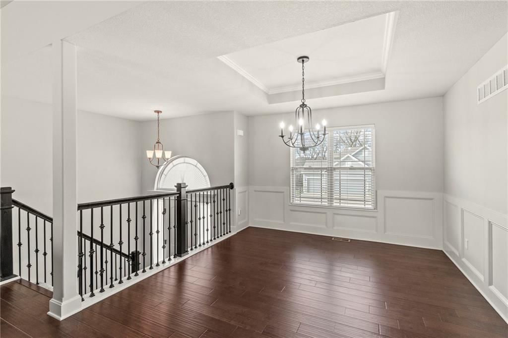 705 Chisam Road — photo 5