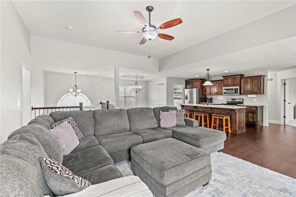 705 Chisam Road — photo 9
