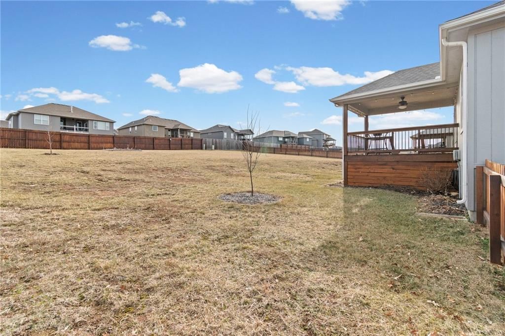 705 Chisam Road — photo 32