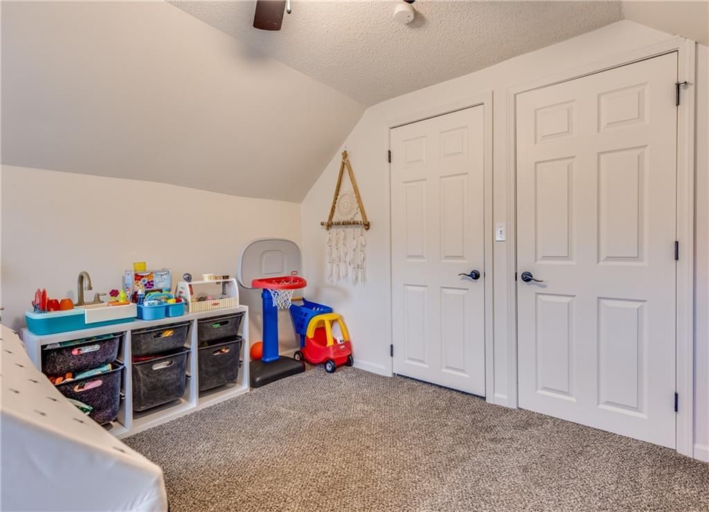 204 E Shawnee Street — photo 38