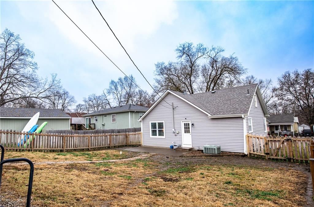 204 E Shawnee Street — photo 42