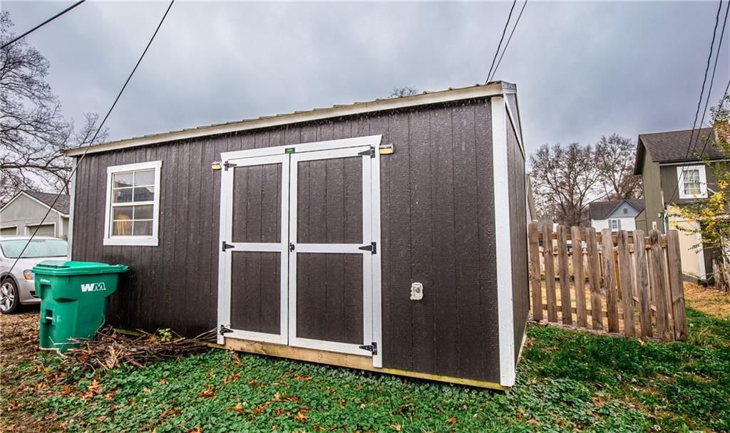 204 E Shawnee Street — photo 44