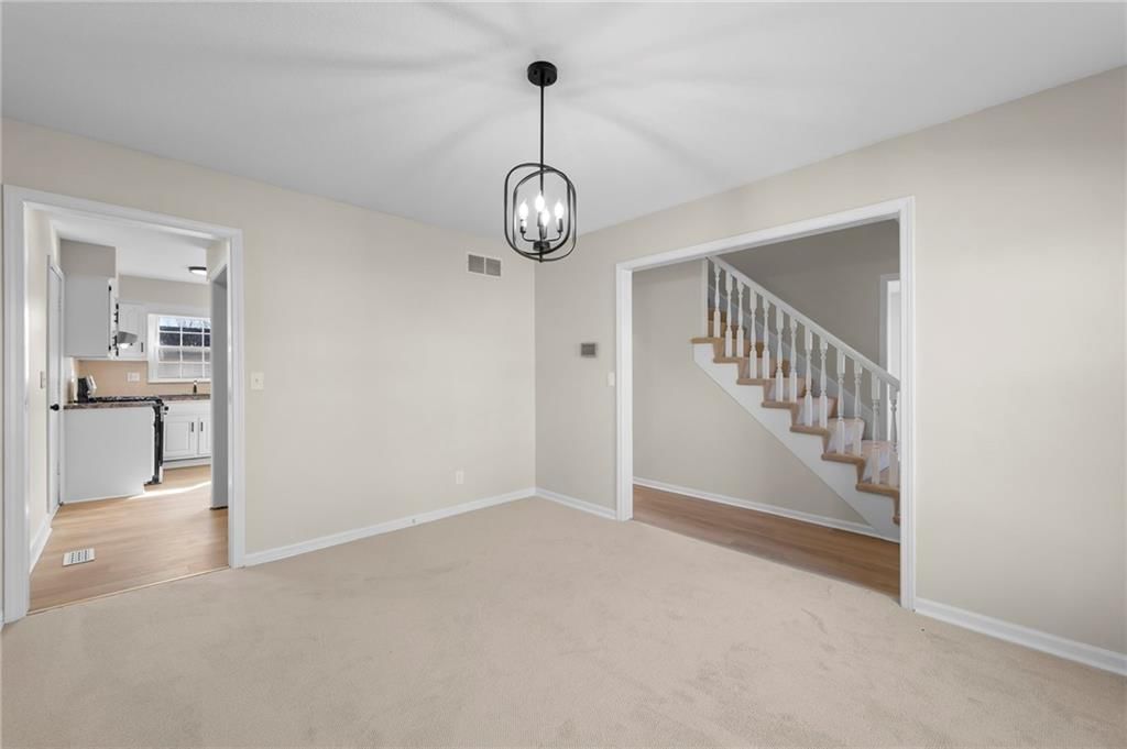 13313 Corrington Avenue — photo 10