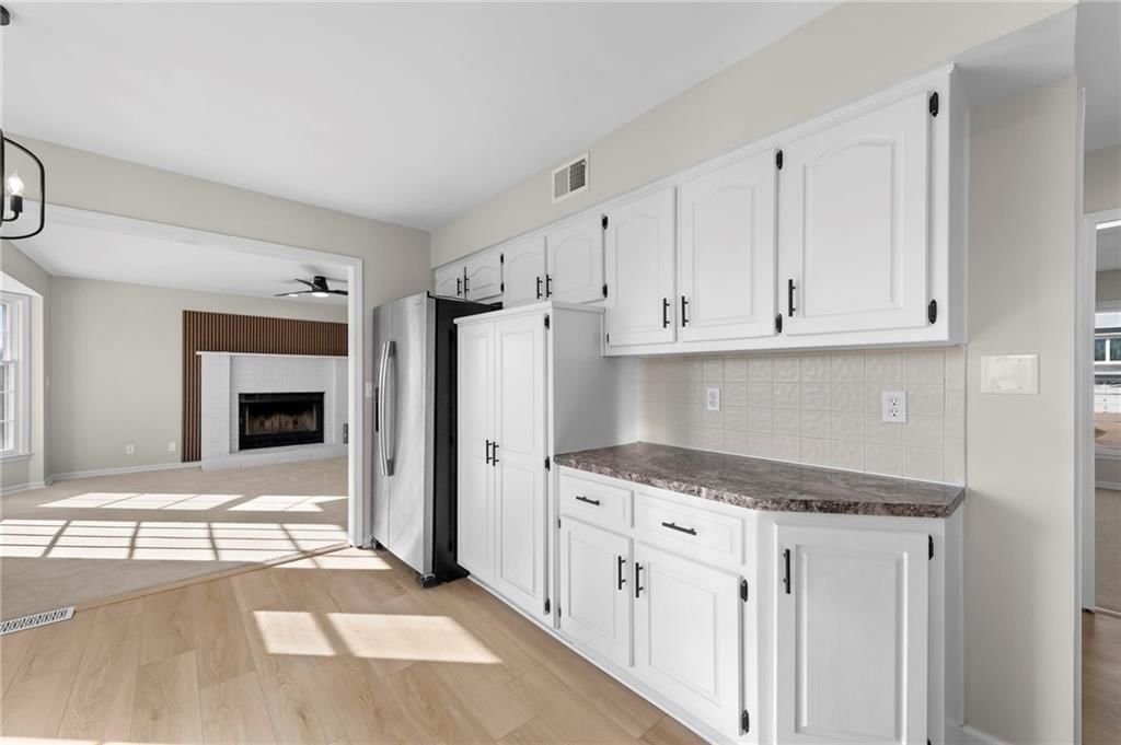 13313 Corrington Avenue — photo 16