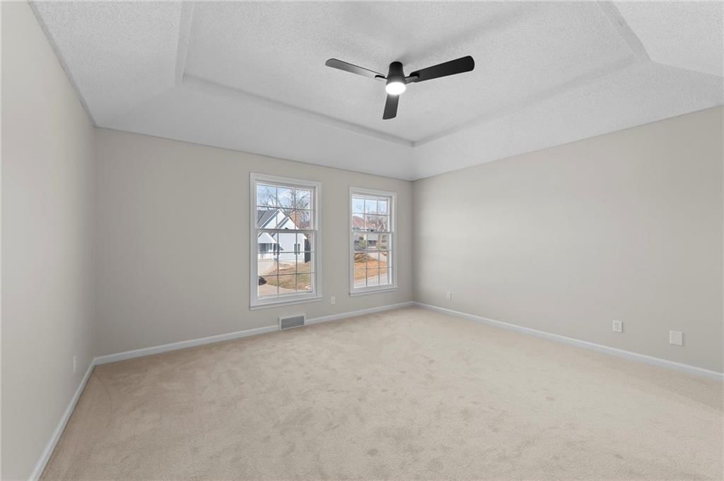 13313 Corrington Avenue — photo 20