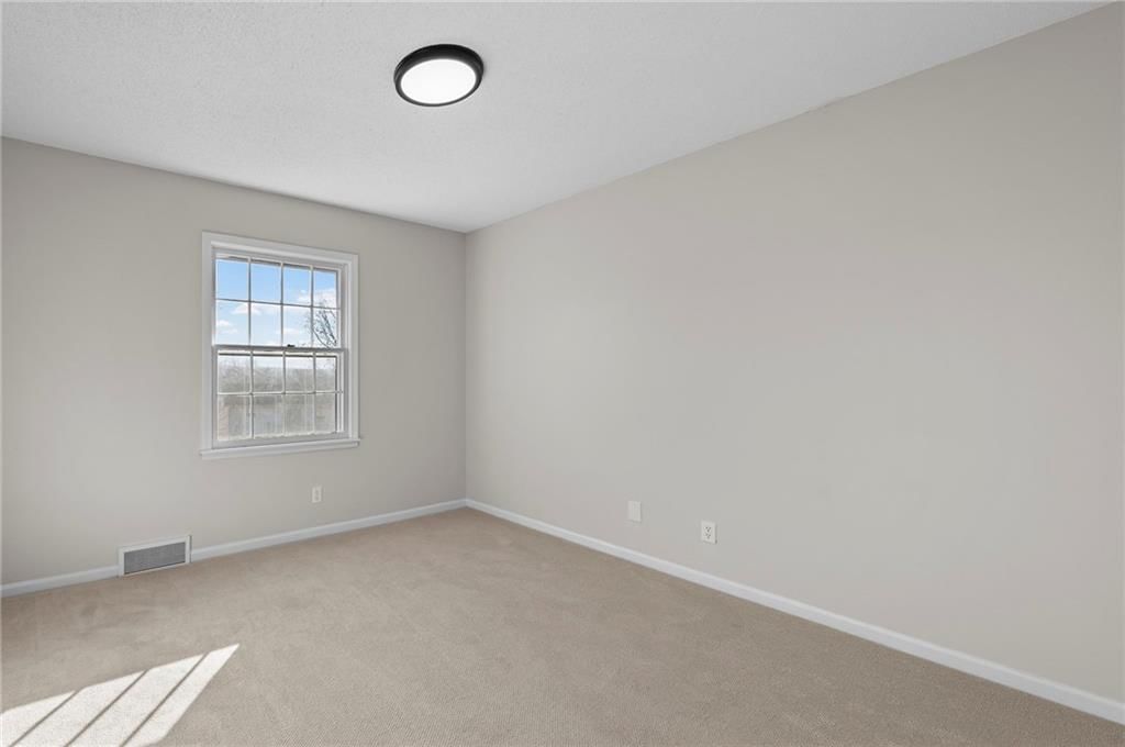 13313 Corrington Avenue — photo 27