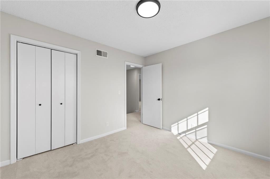 13313 Corrington Avenue — photo 28