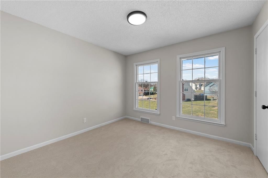 13313 Corrington Avenue — photo 30
