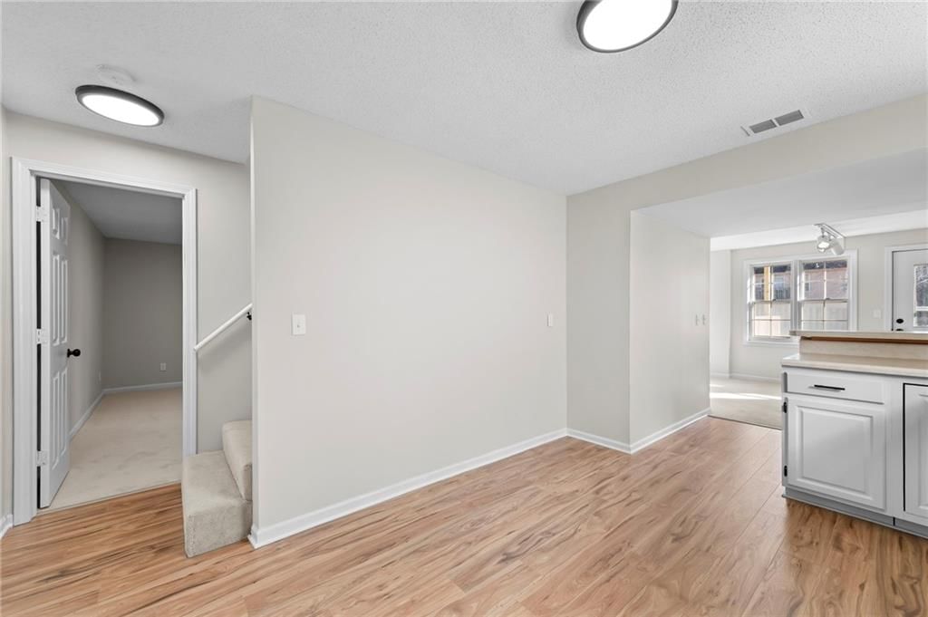 13313 Corrington Avenue — photo 32