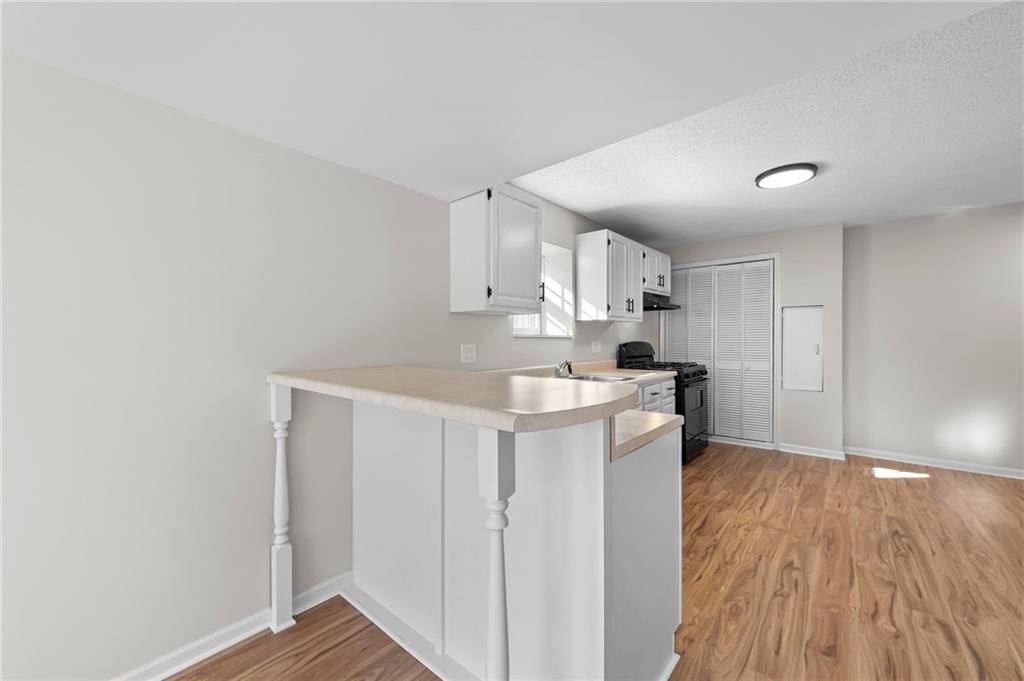 13313 Corrington Avenue — photo 34