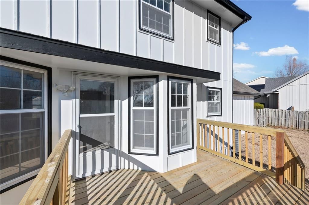 13313 Corrington Avenue — photo 43