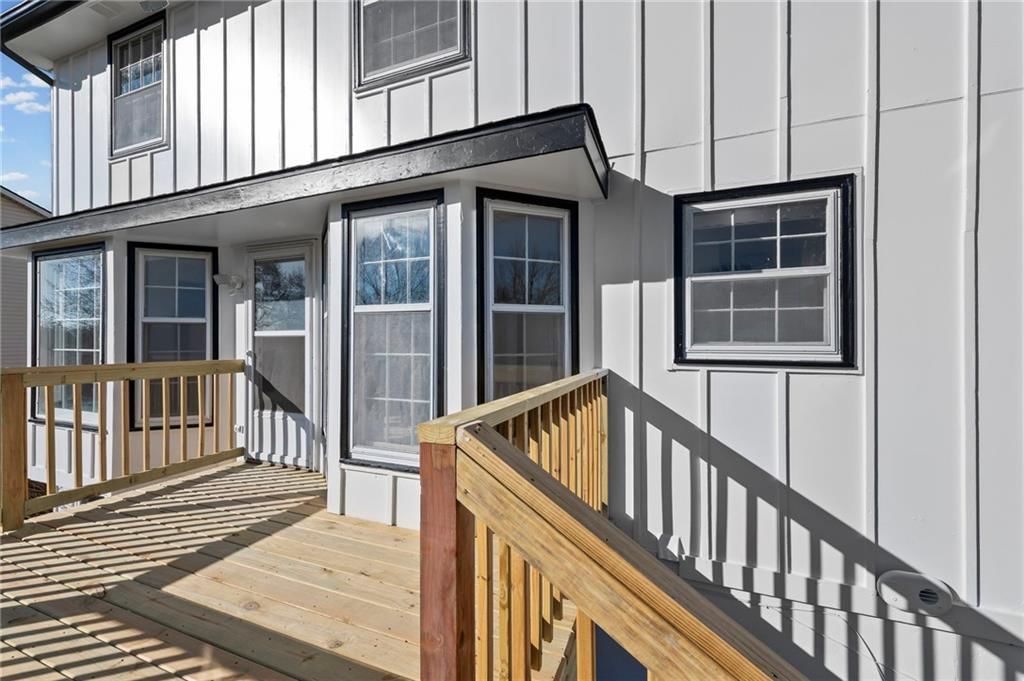 13313 Corrington Avenue — photo 44