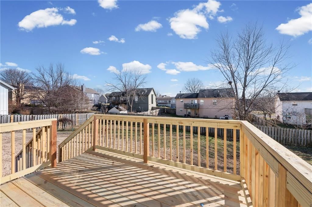 13313 Corrington Avenue — photo 45