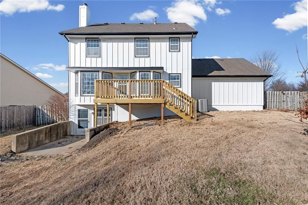 13313 Corrington Avenue — photo 49