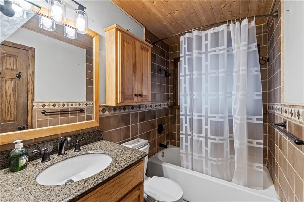 745 Hillside Avenue — photo 18
