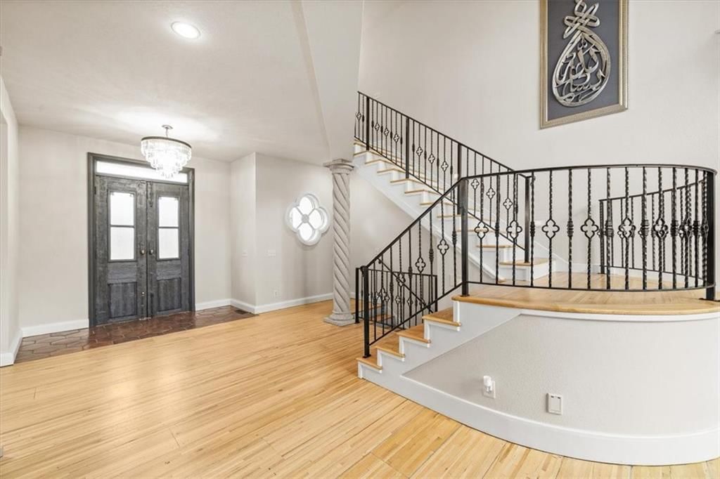 8519 N Sycamore Avenue — photo 16