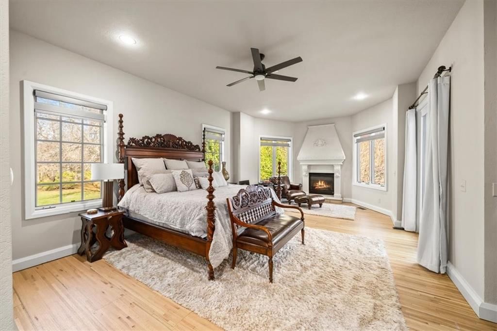 8519 N Sycamore Avenue — photo 42