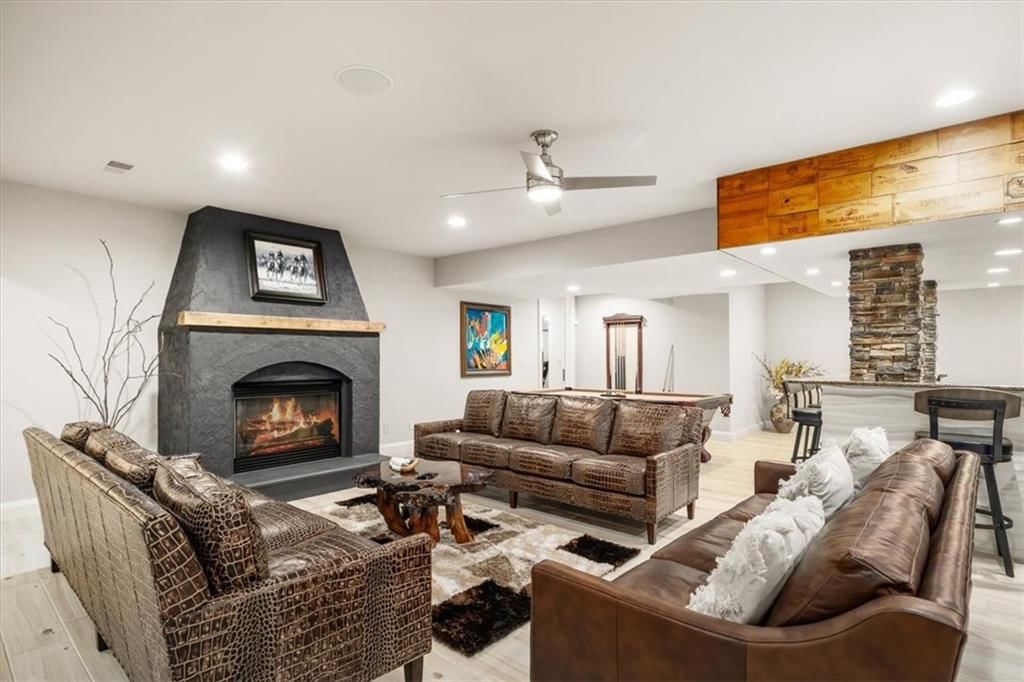 8519 N Sycamore Avenue — photo 67